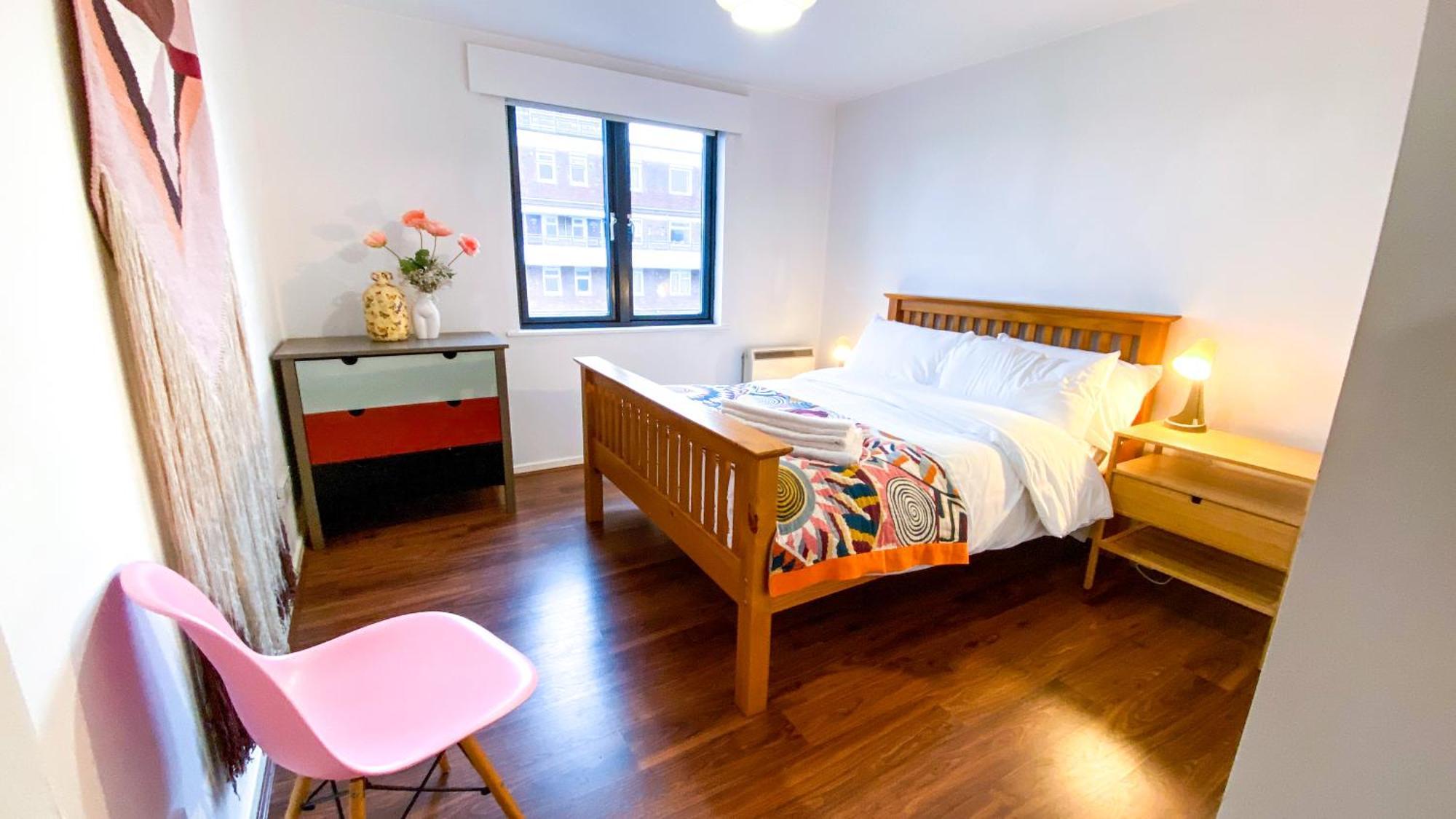 2 Bed Shoreditch With Parking Appartamento
